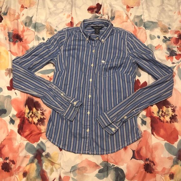 Blue and White Striped Button Up - Picture 7 of 9